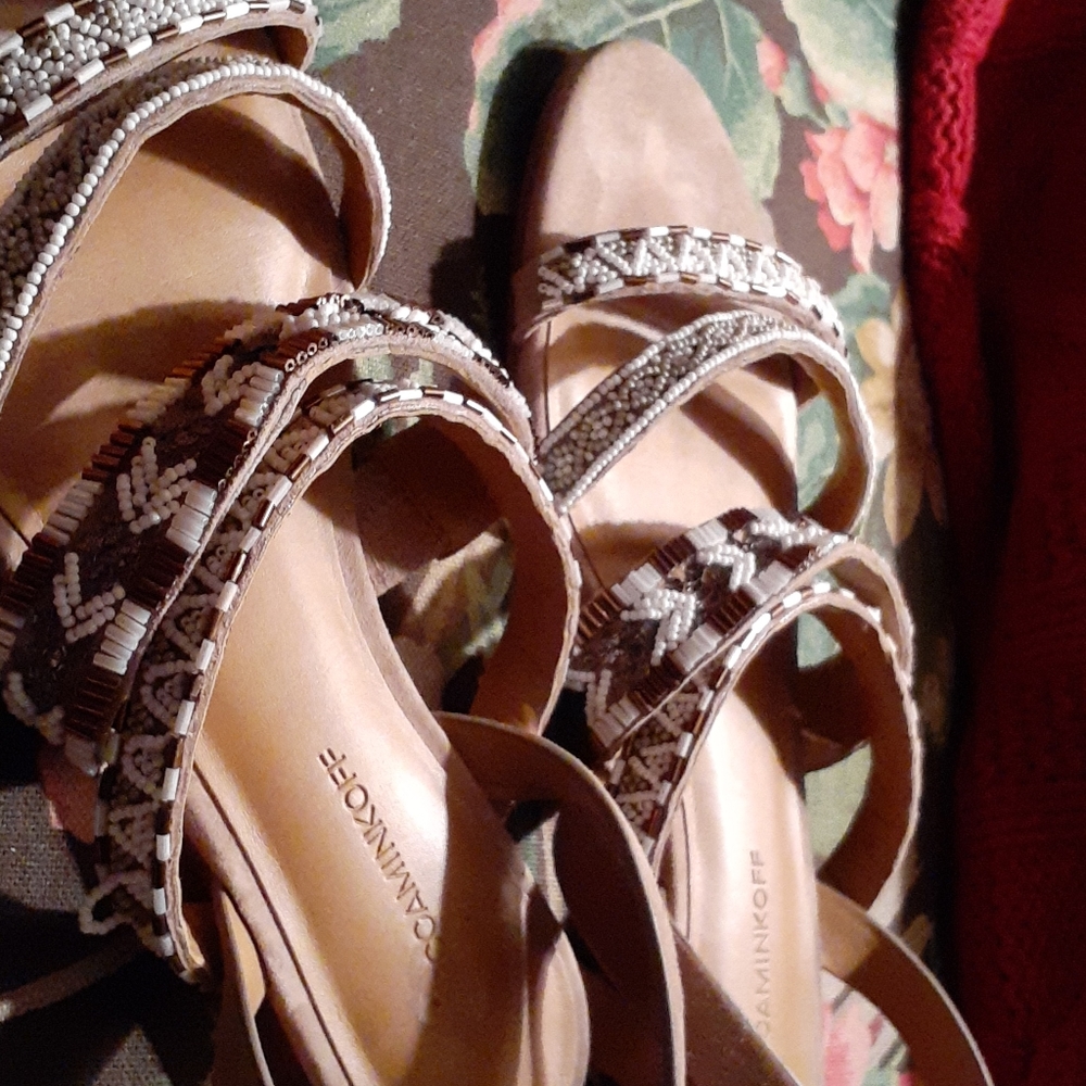 Sandal